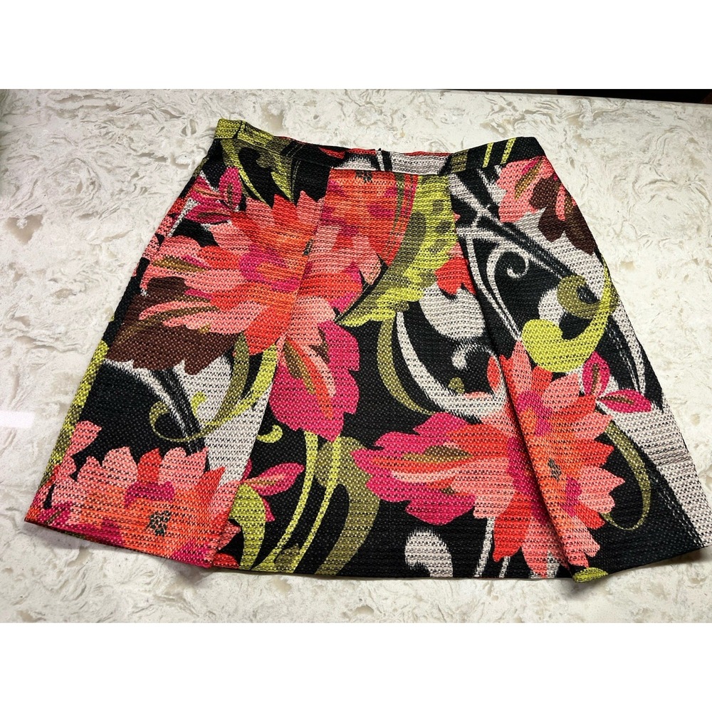 Trina Turk Kael Tweed floral pleated mini skirt SZ 10 classic careerwear